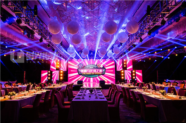 WEDDING-L-1.jpg